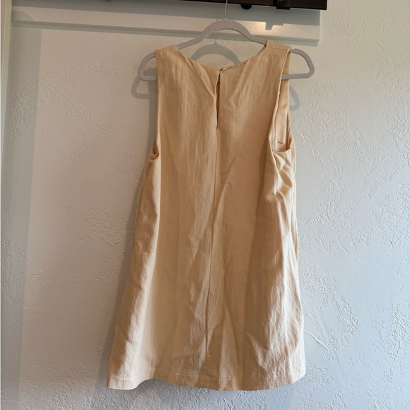 H&M Butter Yellow Sleeveless Mini Dress Size Large - Picture 2 of 3